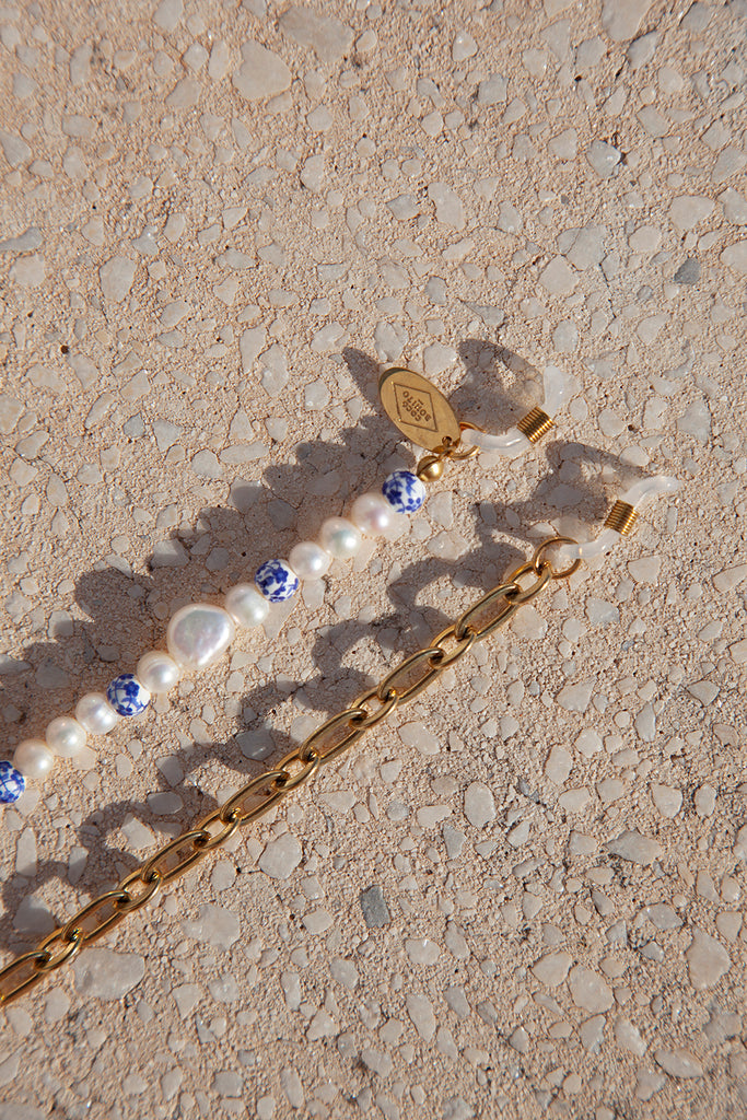 Asymmetric eyeglass straps 18K goldplated chain freshwater pearls ceramic beads