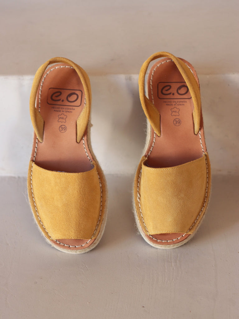 Avarcas sandals mustard design summer footwear
